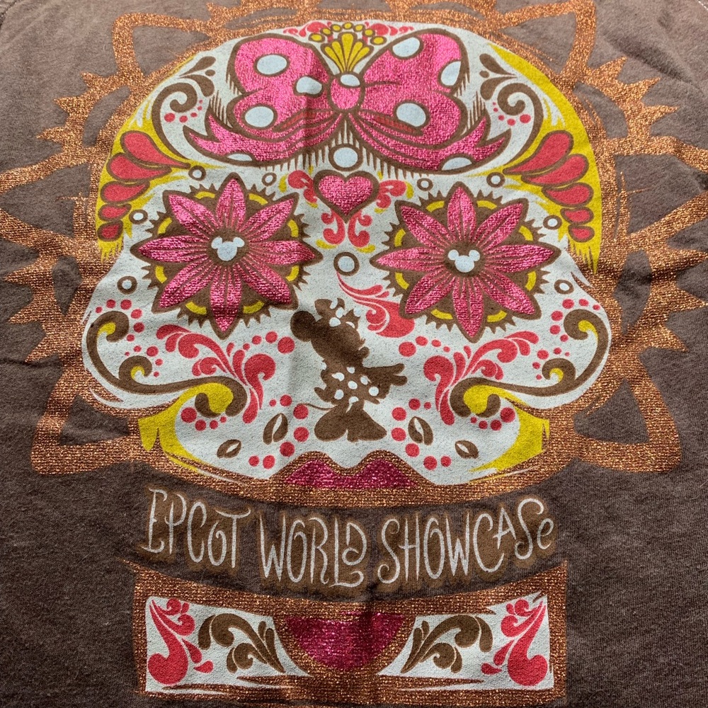 Sleeveless Epcot shirt